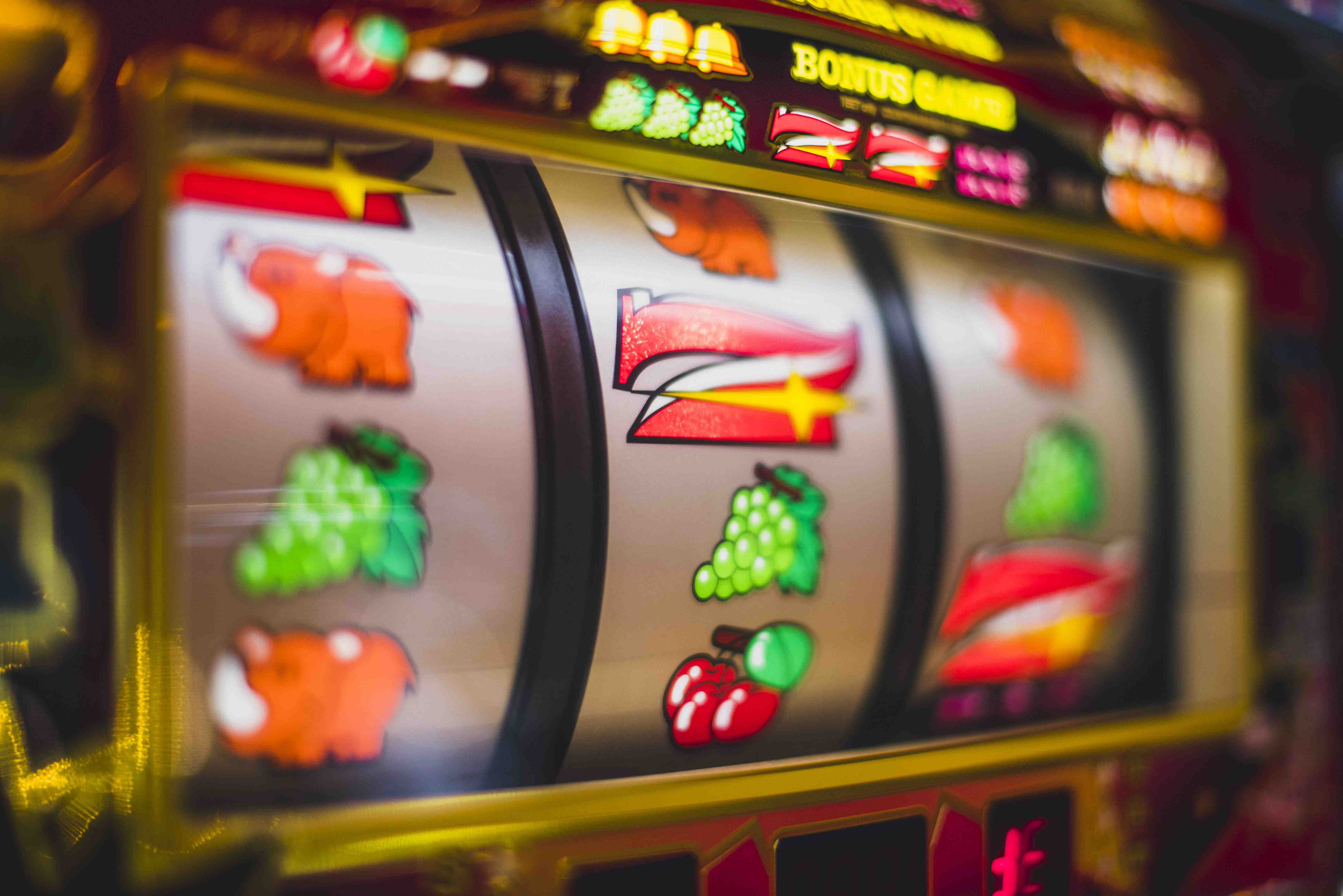 Classic Slots ရိုးရာပုံစံ ဆလော့ဂိမ်းများ